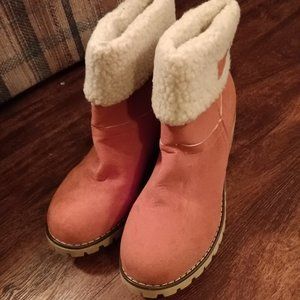Women Boots size 7